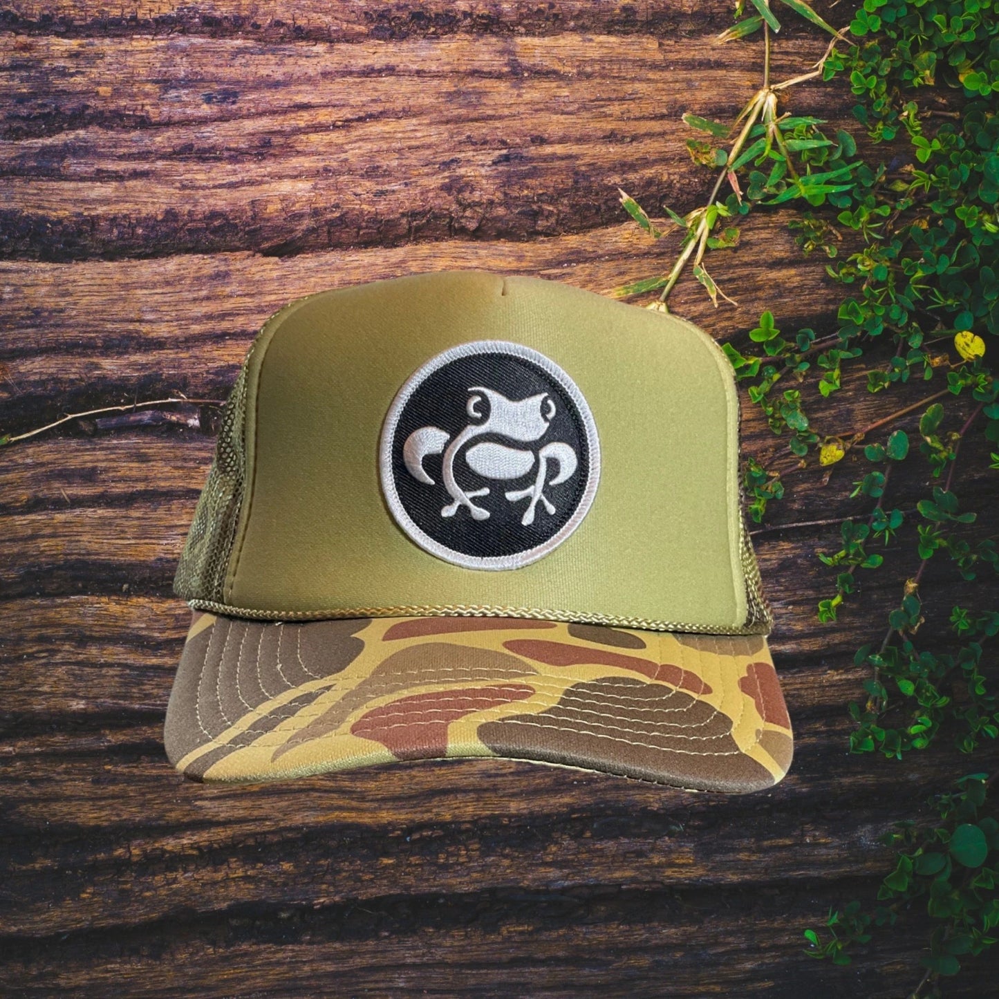 Island Frog Foam Snapback - Camo/Olive/Camo